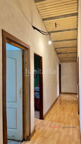 Foto 820f6630-09f8-40cd-ba61-369930ba83bf. Casa amb calefacció aparcament a Teis Vigo