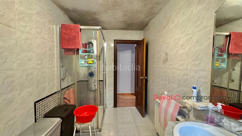 Foto caa9386f-20f0-49ec-8ec6-17a1f5df80f5. Casa amb calefacció aparcament a Teis Vigo