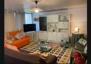 Casa en A Salgueira - O Castaño. Inversión con ingresos y potencial de ampliación en vigo