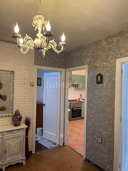 Foto 99b66ca6-3704-42b9-8264-a9b3610f1a13. Casa amb calefacció aparcament a A Salgueira - O Castaño Vigo