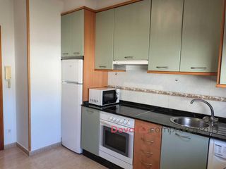 Miete Etagenwohnung in Porriño (O). Piso amplio y soleado en alquiler en o porriño