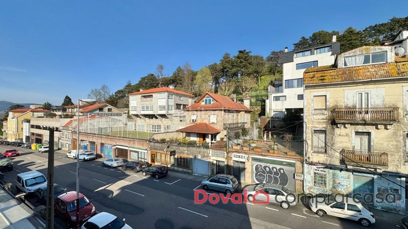 Foto f905c73a-f98f-414c-a804-f9332997bf7c. Pis amb aparcament a O Castro Vigo