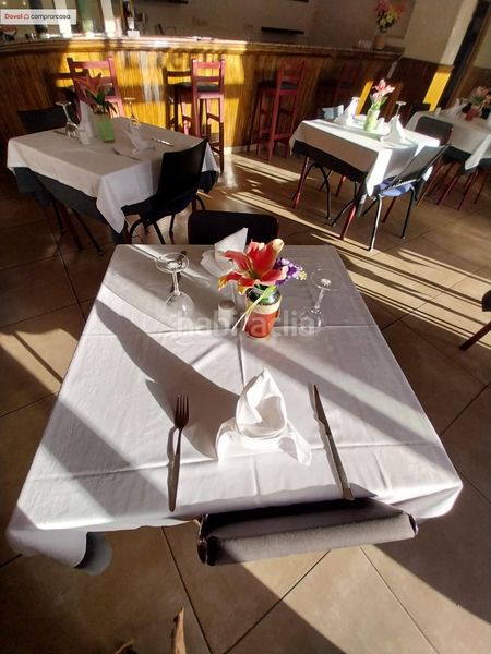 Foto e6103fe2-3be2-4aa8-963f-ca08596b6168. Lloguer local comercial a Tui