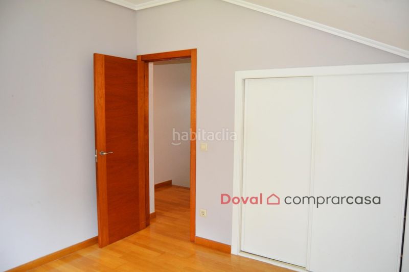 Foto 1a19a26d-364e-4eed-b368-18595bd8fdcd. Casa amb aparcament a Tui
