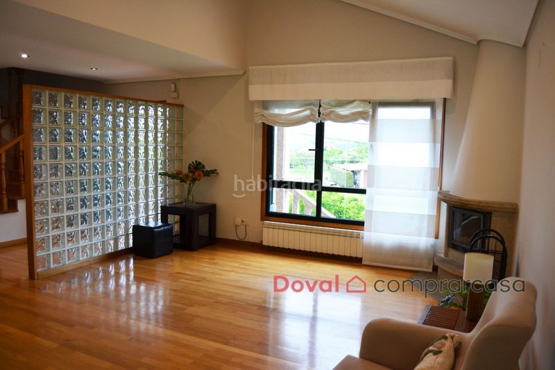 Foto 46abb471-cb60-4d28-9a57-8c4354254f51. Casa amb aparcament a Tui