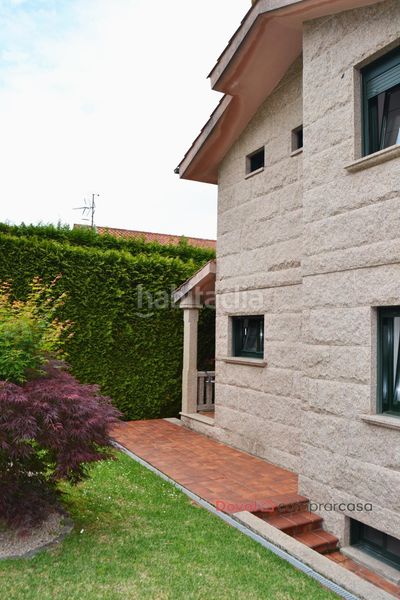Foto 6c9ba8cd-c3de-4315-b289-a6f8c72539ea. Casa amb aparcament a Tui