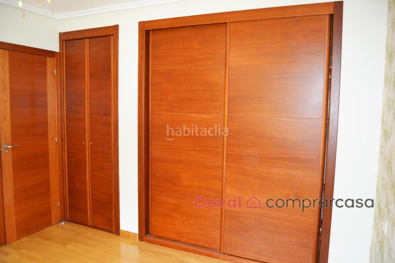 Foto 84421e85-d96d-4fe6-862b-2a9a5985b4e2. Casa amb aparcament a Tui