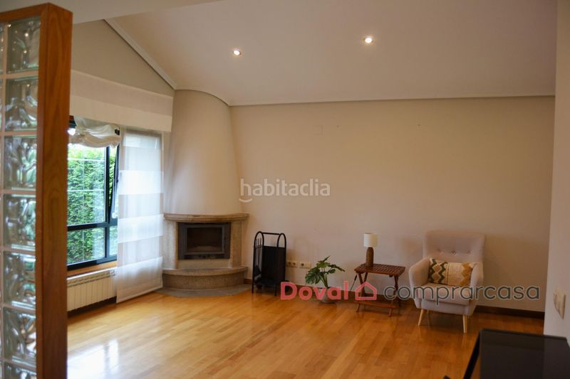 Foto a40014e7-6123-462f-9885-14c6b9233571. Casa amb aparcament a Tui