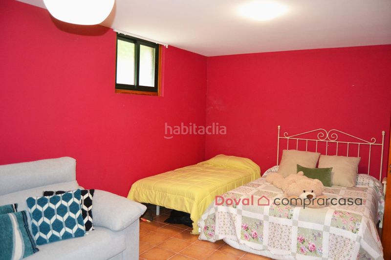 Foto a63cfb4a-fae4-40e8-b2b9-524d4733b951. Casa amb aparcament a Tui