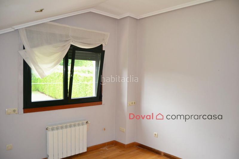 Foto c4a4d1e1-e5f5-4d4f-b8ff-3db1bcae2346. Casa amb aparcament a Tui