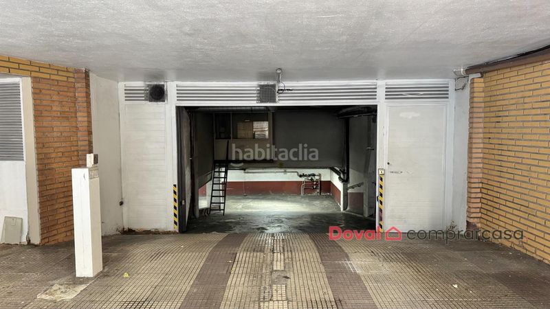 Foto fb04fb6f-9e68-4f52-9641-1e87053154ff. Pis amb calefacció aparcament a Centro - Areal Vigo