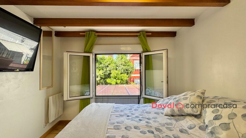 Foto d37317d7-0f92-4ac7-a7ef-2f7e7079effa. Casa amb calefacció a Lavadores Vigo