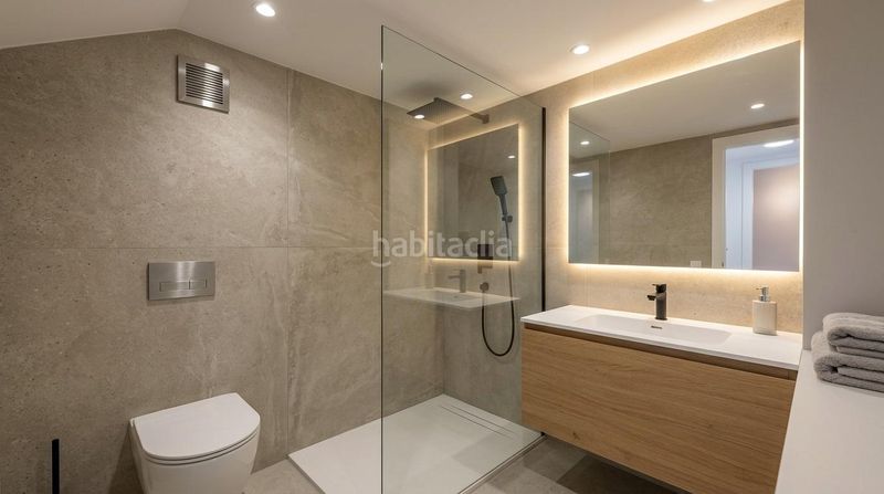 Foto f3fe29dd-3012-4643-b3ca-6fb869af92a3. Casa amb calefacció a Lavadores Vigo