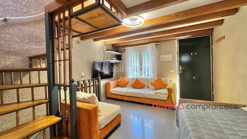Foto fa72fac9-5bf9-4446-bb0f-43ebd6a06627. Casa amb calefacció a Lavadores Vigo