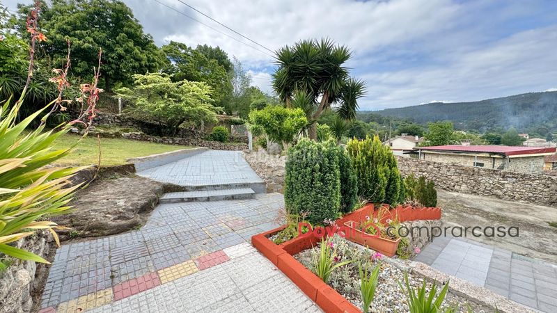 Foto 4bd5bd3d-b324-4402-94f8-510f7b428876. Casa amb aparcament a Gondomar