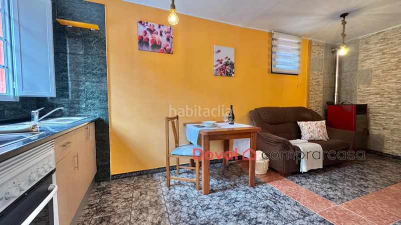 Foto 66fcdc8b-c370-4507-bd7f-4a112ae54149. Casa amb aparcament a Gondomar