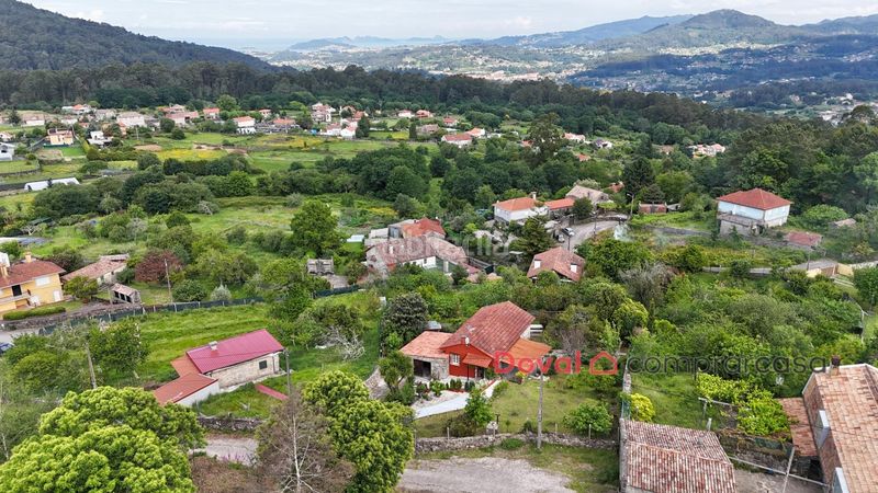 Foto a88aba43-ef40-4744-b676-7d40a85041fa. Casa amb aparcament a Gondomar