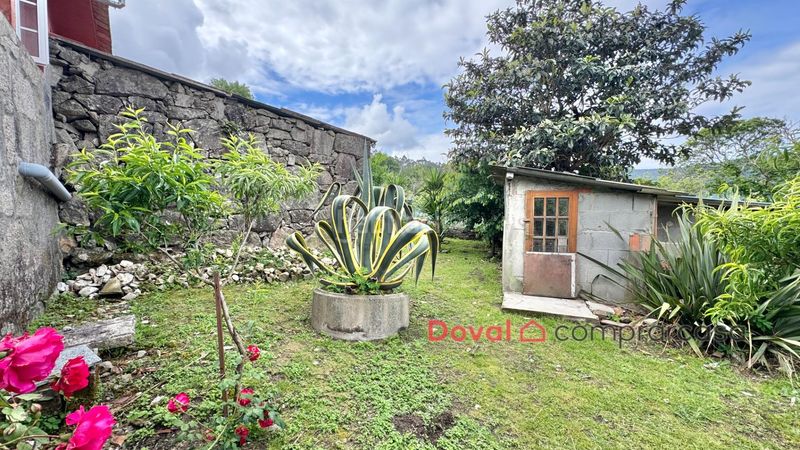 Foto bc06bf4f-6695-4c78-8980-c4b543c4484b. Casa amb aparcament a Gondomar