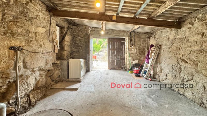 Foto cc83e2c4-a04e-40c2-a75a-1aa3d2d0f02f. Casa amb aparcament a Gondomar