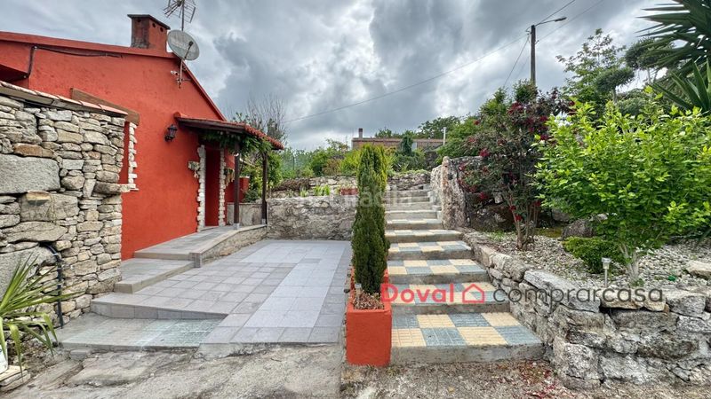Foto ec9aeb10-1af3-46fb-b1b7-764ab8639c20. Casa amb aparcament a Gondomar