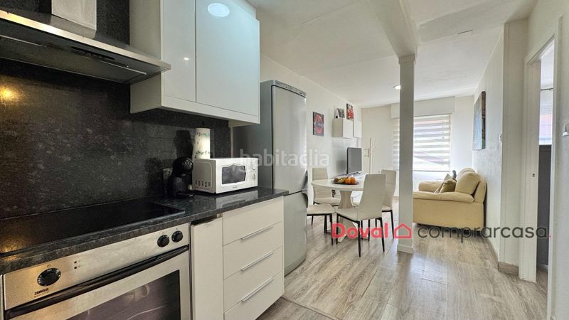 Foto 6449a6e2-74d2-4bc8-9e7f-5a4a79ff9db5. Casa a Lavadores Vigo