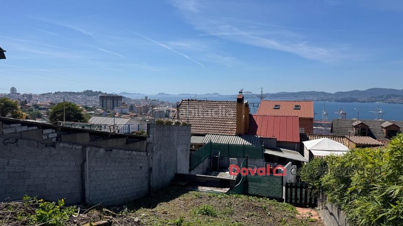 Foto a9548f90-ab52-4a43-9a5d-129b47acb6fb. Casa a Lavadores Vigo
