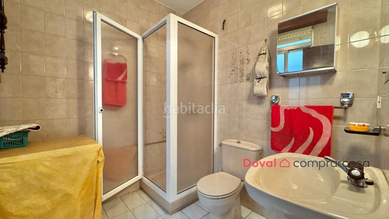 Foto 4598cca0-b7d9-4b92-9765-bab8a7aaefdb. Casa a conde vallellano 12 a Carballiño (O)