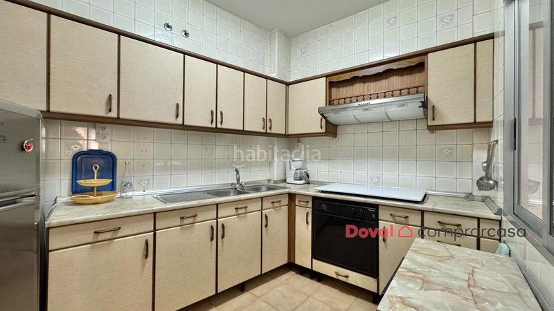 Foto 64ce2830-d798-48cd-b495-d309e4f23f61. Casa a conde vallellano 12 a Carballiño (O)