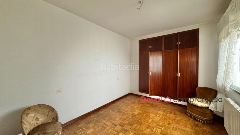 Foto 83de076c-6932-4e93-8917-9425838b3115. Casa a conde vallellano 12 a Carballiño (O)