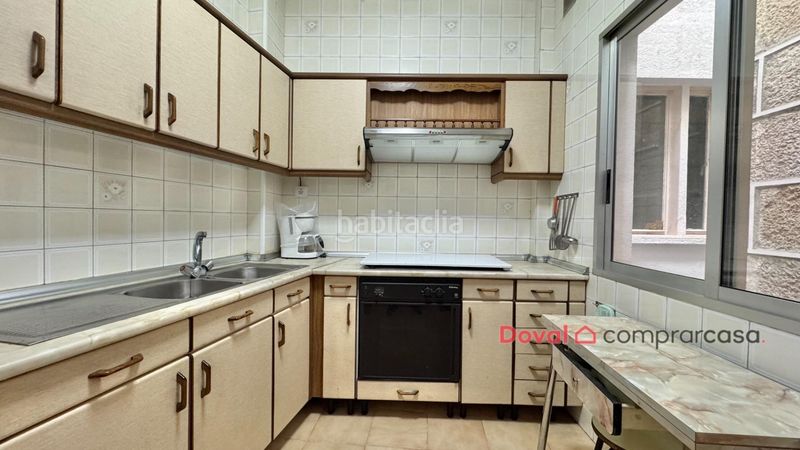 Foto c5cfcdc9-d945-4fbd-b023-abf13a313c6d. Casa a conde vallellano 12 a Carballiño (O)