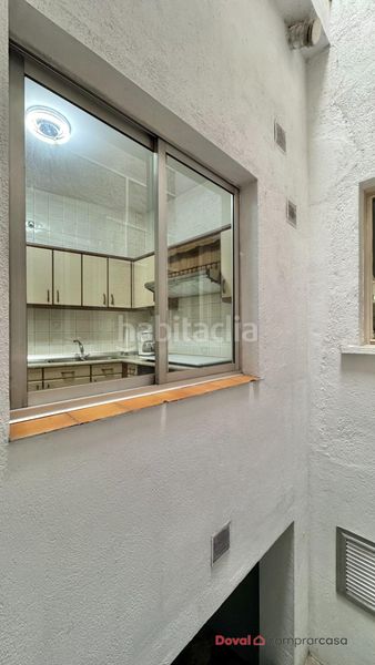 Foto d85c9870-839d-44df-896b-c4e4239115a7. Casa a conde vallellano 12 a Carballiño (O)