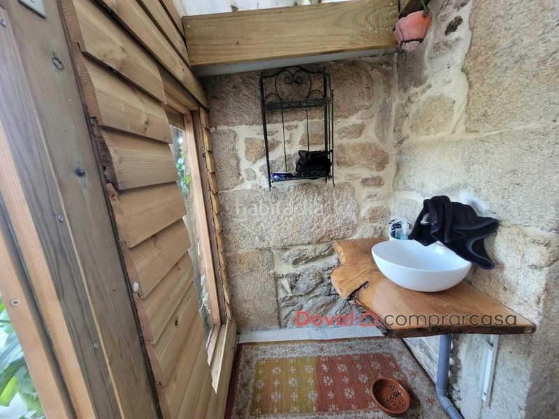 Foto a64eeaf4-4106-415c-86ef-8c45f30ee9da. Xalet amb aparcament a Rosal (O)