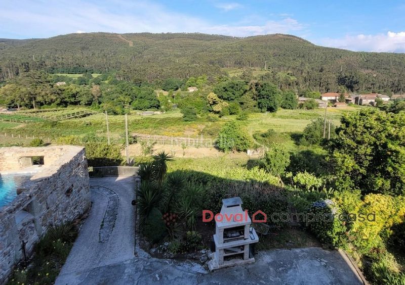 Foto baf5cbaa-4ef6-4ad8-a3bd-a0288c1c837c. Xalet amb aparcament a Rosal (O)