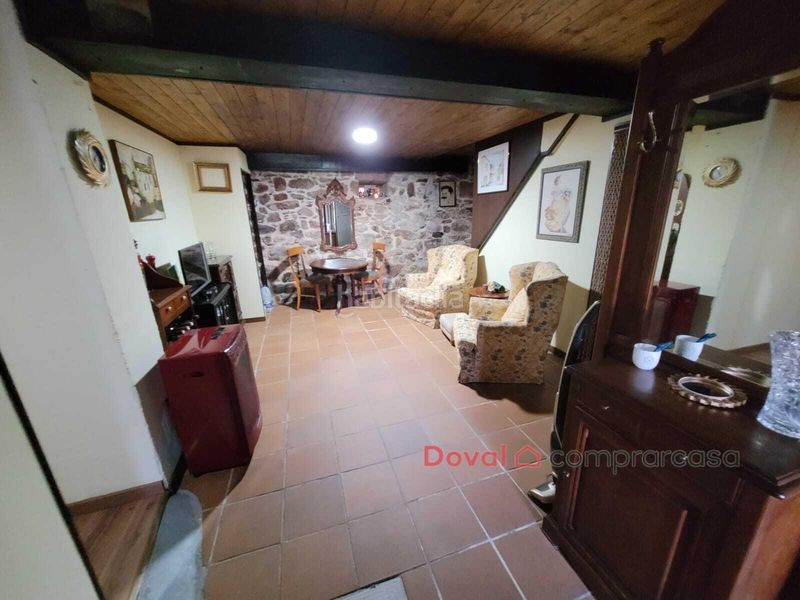 Foto e2a946a0-5a5b-4b5a-9361-4f26954caa05. Xalet amb aparcament a Rosal (O)