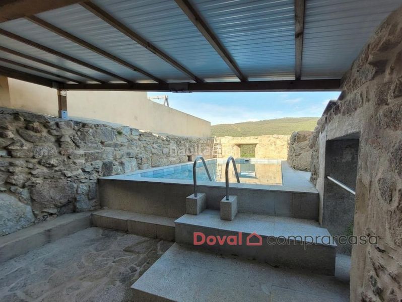 Foto fac9352d-c7cd-48ef-806b-8ccdaa2ce6aa. Xalet amb aparcament a Rosal (O)