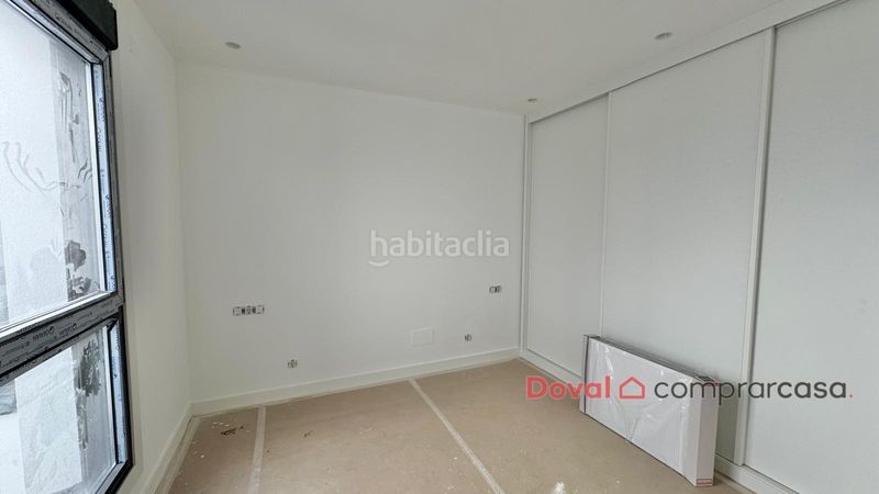 Foto def698c5-644f-4543-b8f0-b845bf445c5a. Pis amb calefacció a Teis Vigo