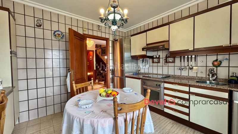 Foto 752908a0-9c9e-435d-9810-54c14d6cd853. Casa amb calefacció aparcament a Redondela