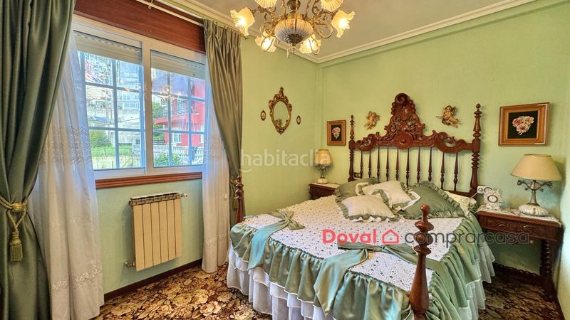 Foto e0b71732-a483-4dcd-bb63-7d5b7a73cc63. Casa amb calefacció aparcament a Redondela