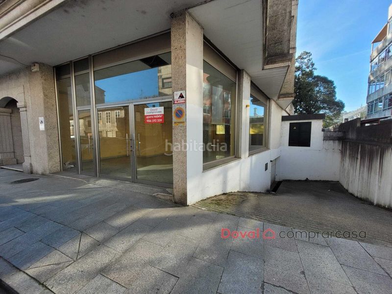 Foto 1c4e75f2-de7f-4706-8b87-f38185444692. Lloguer local comercial a Tui
