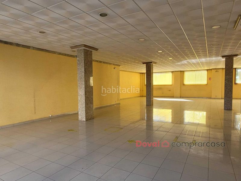 Foto 5442010a-fda4-4490-a780-2780d0b5b5b3. Lloguer local comercial a Tui
