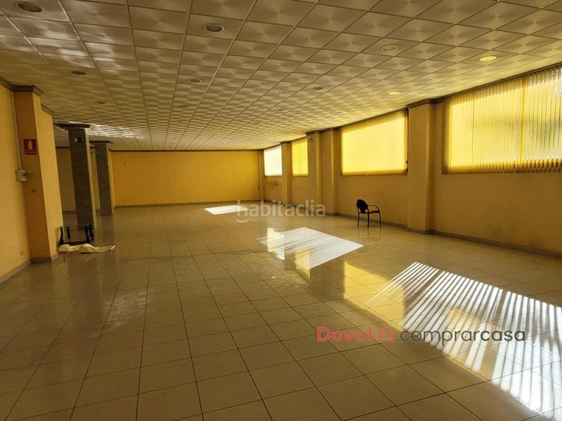 Foto 612f91b0-b5f4-4df1-b60d-53b5a726f15c. Lloguer local comercial a Tui