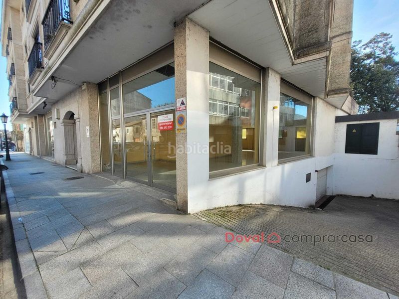 Foto 6f6b1c33-974a-4b98-aed1-e0b7f71dd94a. Lloguer local comercial a Tui