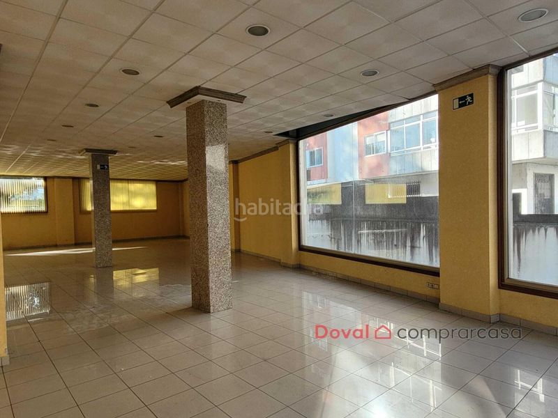 Foto cbf16398-7f04-4fc5-a227-989645e50244. Lloguer local comercial a Tui