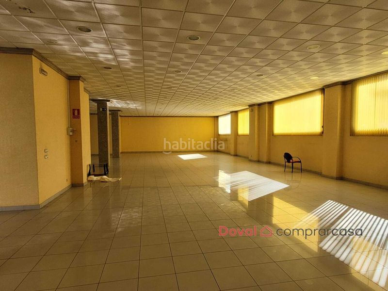 Foto fe587d2a-e4a7-41ba-9d27-9f6e086e35de. Lloguer local comercial a Tui