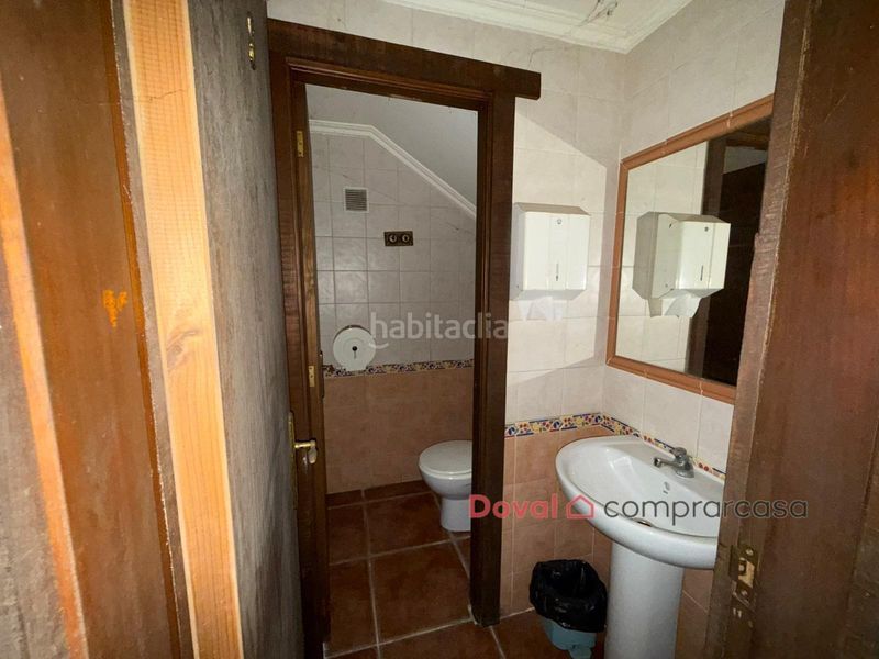 Foto 0faf1a0b-d513-4d3a-bdf5-0bf55bb5e5b1. Lloguer local comercial a Tui