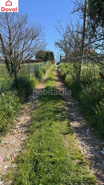 Foto e6a181b5-d044-4adc-86cd-95917b1d4045. Finca rústica a Alcabre Vigo