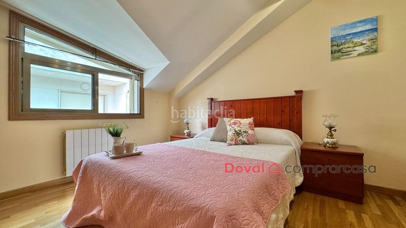 Foto a116ae42-2ba3-4729-adad-d85a61ec19c2. Pis amb calefacció aparcament a Tui