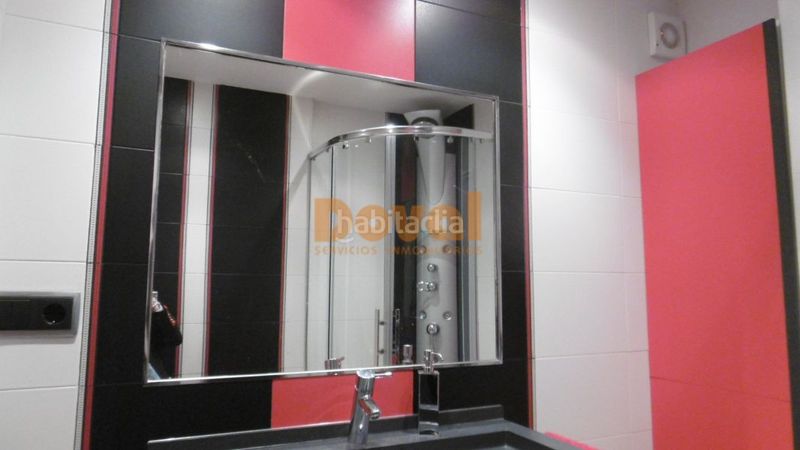 Foto ca618f5a-34d8-42de-9e17-2ce90a0774db. Lloguer pis amb calefacció aparcament a Nigrán centro Nigrán