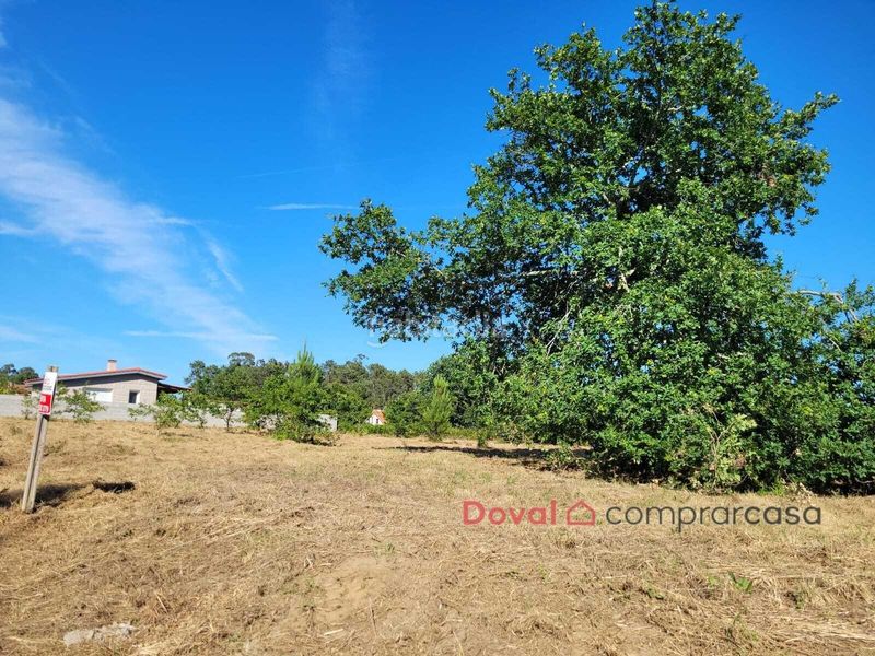 Foto 42af1dc3-4b48-428f-b147-c06ff5a4c16e. Terreny residencial a Tomiño