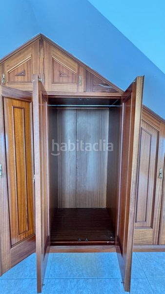 Foto 6c59096c-9ea4-4b83-8dd2-3a4b8a83c3aa. Casa amb calefacció aparcament a Lavadores Vigo